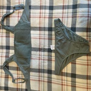 🟨 2 for 45 🟨 Green two piece bikini